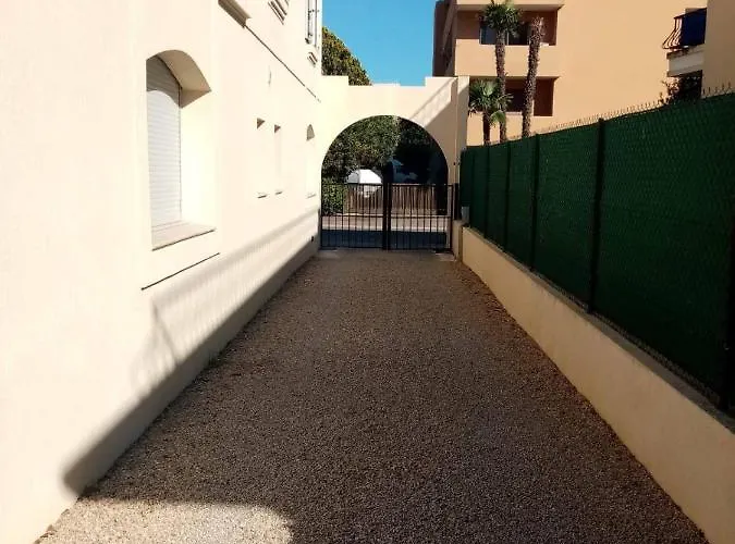 Stylish New 1 Bedroom In Juan Les Pins Apartment
