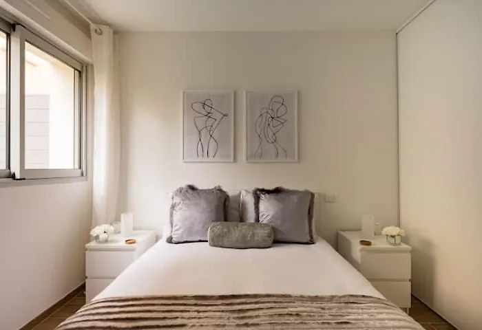 Apartment Stylish New 1 Bedroom In Juan Les Pins Antibes