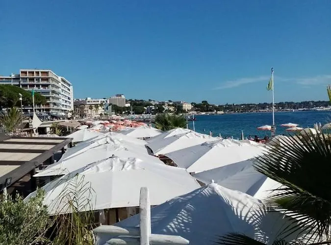 Apartment Stylish New 1 Bedroom In Juan Les Pins *